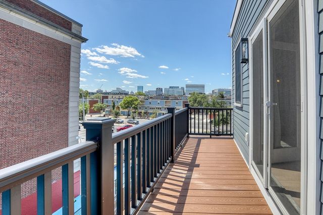 9 Eden St 3, Boston, MA 02129