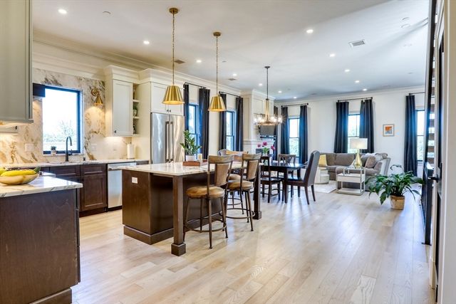 9 Eden St 3, Boston, MA 02129