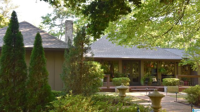 2653 OVERHILL CIRCLE, Sylacauga, AL 35150