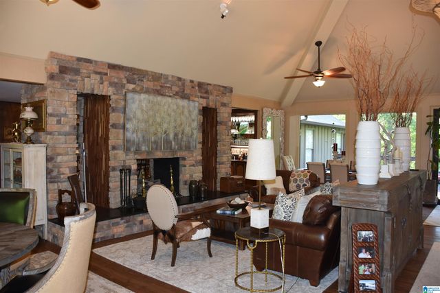2653 OVERHILL CIRCLE, Sylacauga, AL 35150