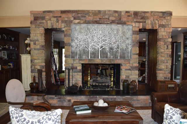 2653 OVERHILL CIRCLE, Sylacauga, AL 35150