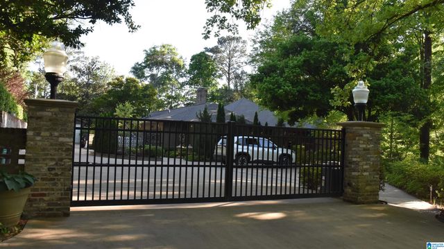 2653 OVERHILL CIRCLE, Sylacauga, AL 35150