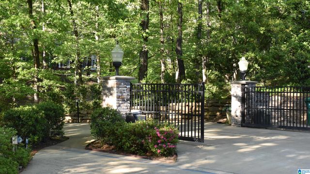 2653 OVERHILL CIRCLE, Sylacauga, AL 35150