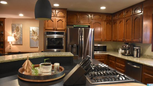 2653 OVERHILL CIRCLE, Sylacauga, AL 35150
