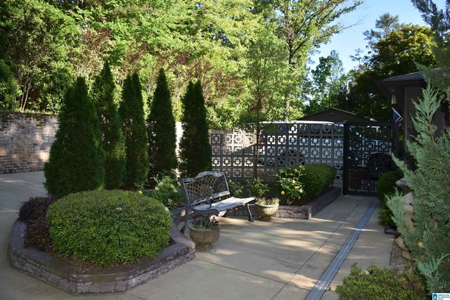 2653 OVERHILL CIRCLE, Sylacauga, AL 35150