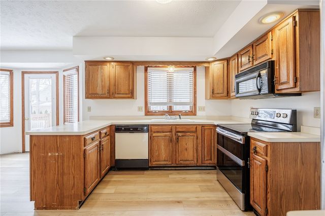 152 Montvale Lane, Greece, NY 14626