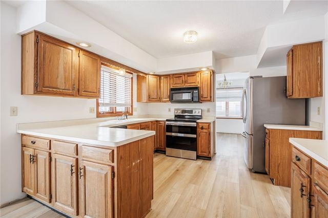 152 Montvale Lane, Greece, NY 14626