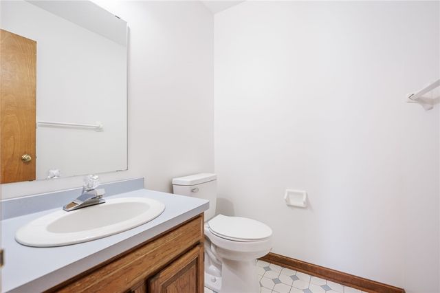 152 Montvale Lane, Greece, NY 14626