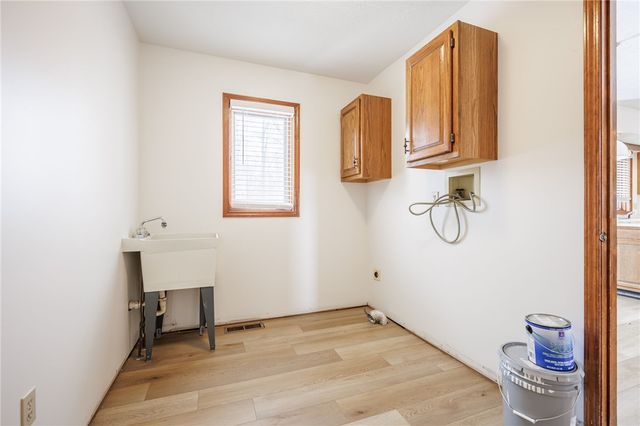 152 Montvale Lane, Greece, NY 14626