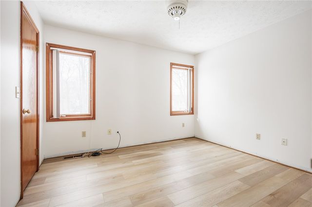 152 Montvale Lane, Greece, NY 14626