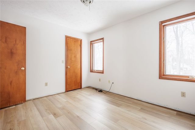 152 Montvale Lane, Greece, NY 14626