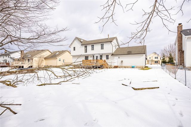 152 Montvale Lane, Greece, NY 14626