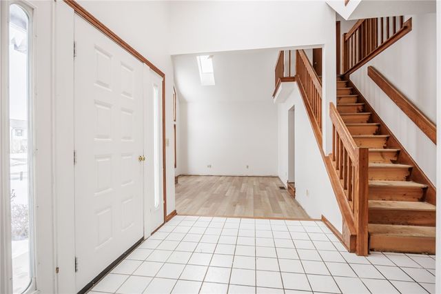 152 Montvale Lane, Greece, NY 14626