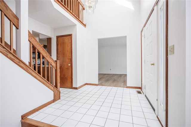 152 Montvale Lane, Greece, NY 14626