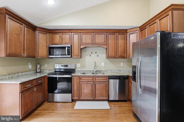 3174 KIRKWELL PL, Herndon, VA 20171