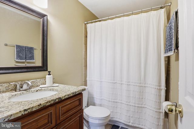 3174 KIRKWELL PL, Herndon, VA 20171