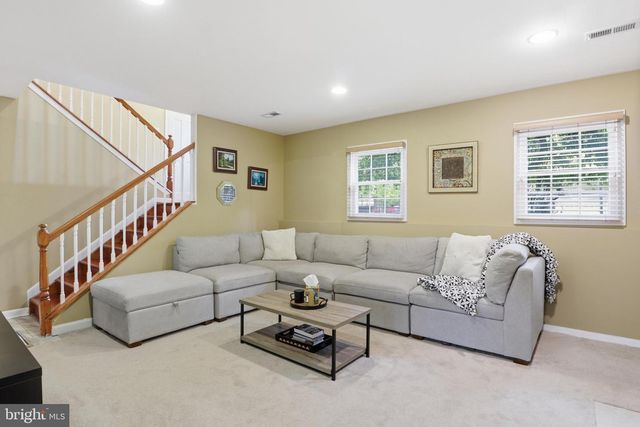 3174 KIRKWELL PL, Herndon, VA 20171