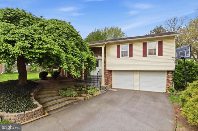 3174 KIRKWELL PL, Herndon, VA 20171