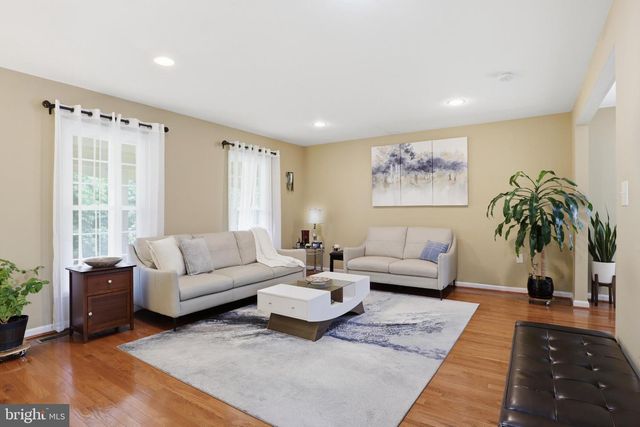 3174 KIRKWELL PL, Herndon, VA 20171
