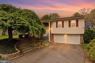 3174 KIRKWELL PL, Herndon, VA 20171