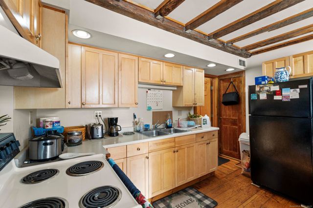 168 Main Street, Deep River, CT 06417