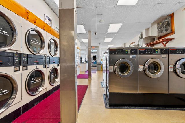 168 Main Street, Deep River, CT 06417