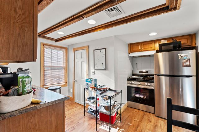 168 Main Street, Deep River, CT 06417