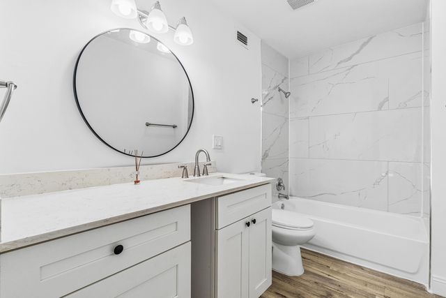 7536 E Courtyard Run E, Boca Raton, FL 33433