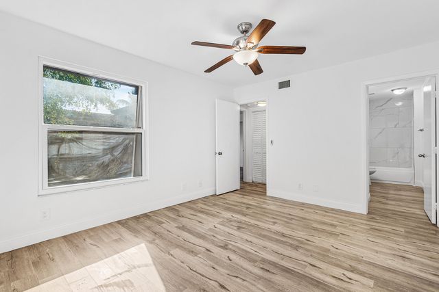 7536 E Courtyard Run E, Boca Raton, FL 33433