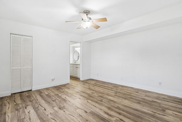 7536 E Courtyard Run E, Boca Raton, FL 33433