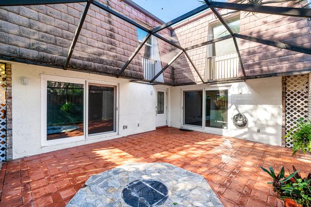 7536 E Courtyard Run E, Boca Raton, FL 33433