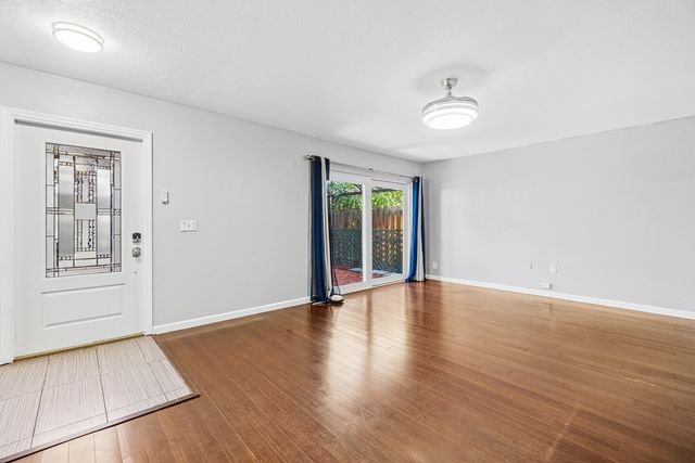 7536 E Courtyard Run E, Boca Raton, FL 33433