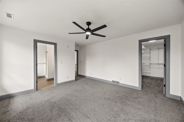 2100 Pike Court, Marion, IA 52302