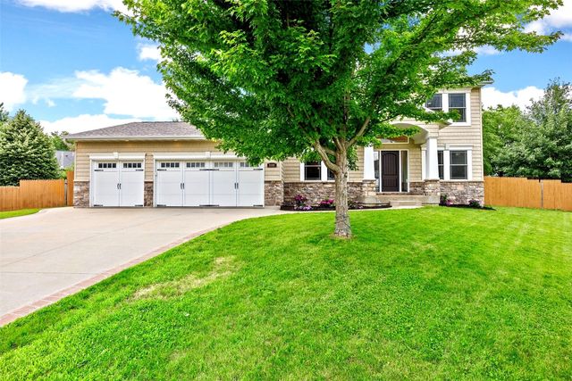 2100 Pike Court, Marion, IA 52302