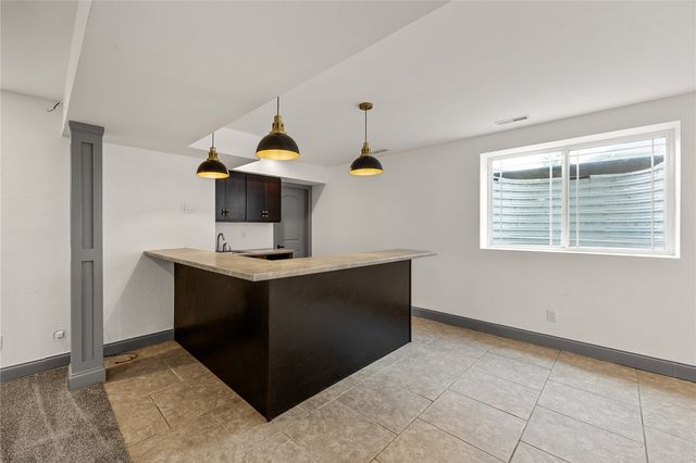 2100 Pike Court, Marion, IA 52302