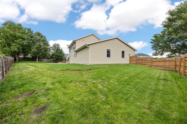 2100 Pike Court, Marion, IA 52302