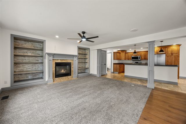 2100 Pike Court, Marion, IA 52302