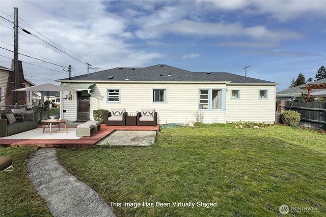311 S Jones Street, Port Angeles, WA 98362