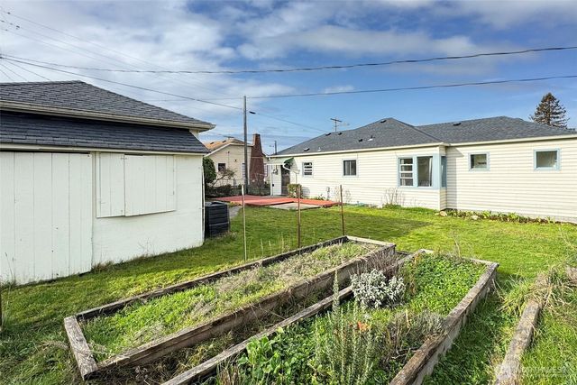 311 S Jones Street, Port Angeles, WA 98362