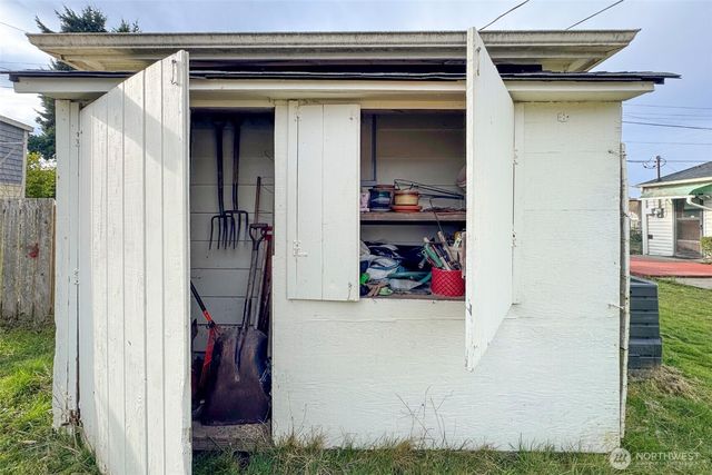 311 S Jones Street, Port Angeles, WA 98362