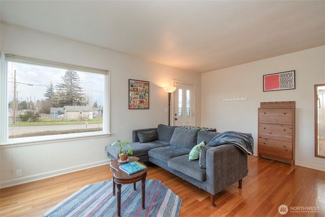 311 S Jones Street, Port Angeles, WA 98362