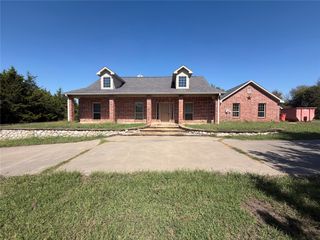 2054 County Road 1034, Greenville, TX 75401