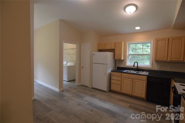 607 Anthony Grove Road, Crouse, NC 28033