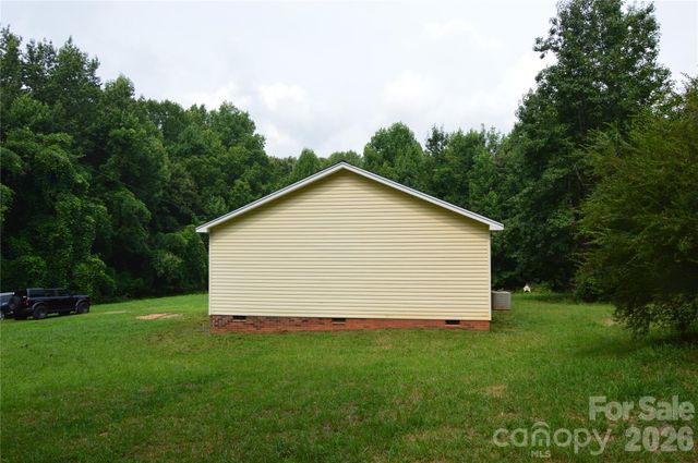 607 Anthony Grove Road, Crouse, NC 28033