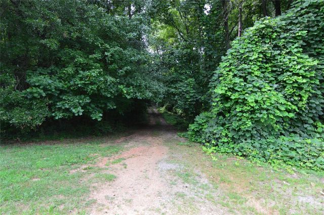 607 Anthony Grove Road, Crouse, NC 28033