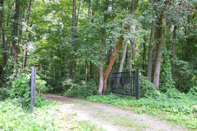 607 Anthony Grove Road, Crouse, NC 28033