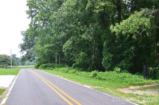 607 Anthony Grove Road, Crouse, NC 28033