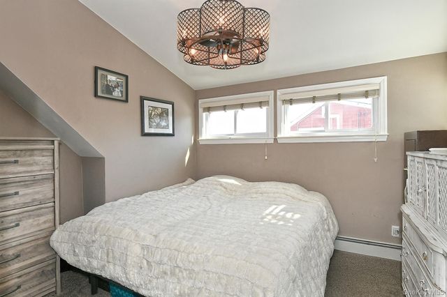 14 Thimble Lane, Hicksville, NY 11801