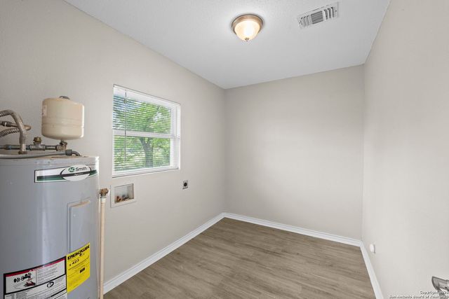 8831 Hunters Creek, San Antonio, TX 78211
