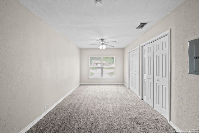 8831 Hunters Creek, San Antonio, TX 78211